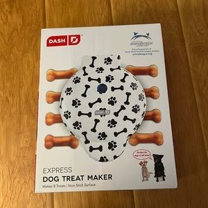 Dash Dog Treat Maker